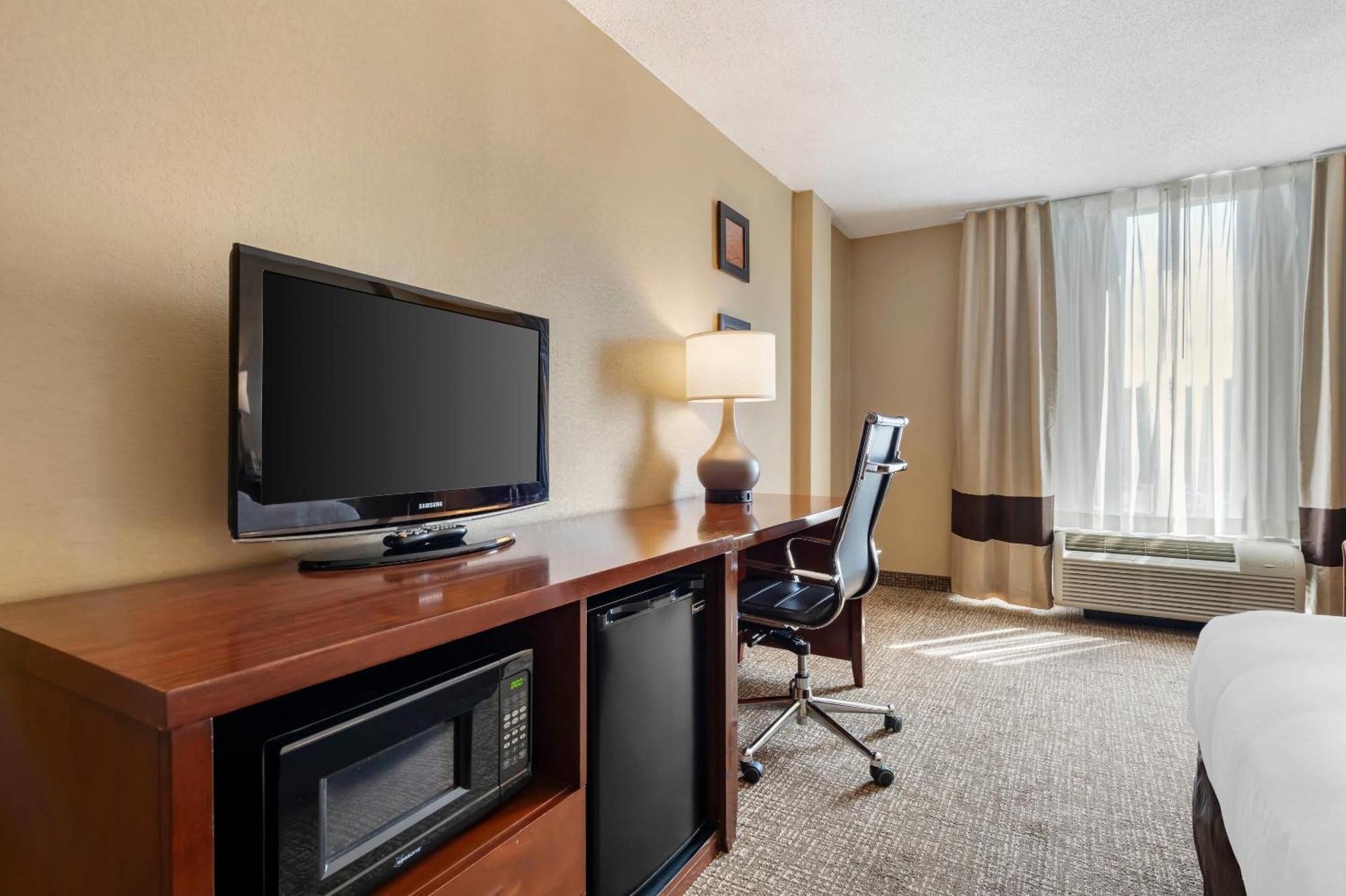 Comfort Inn Msp Airport - Mall Of America Блумінгтон Екстер'єр фото